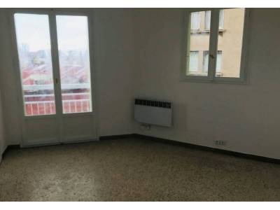 photo1