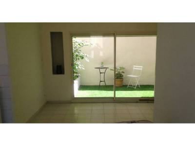 photo1