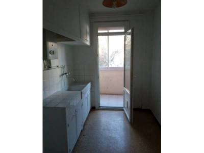 photo1