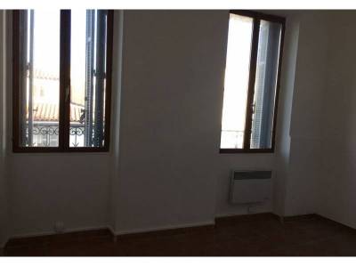 photo1