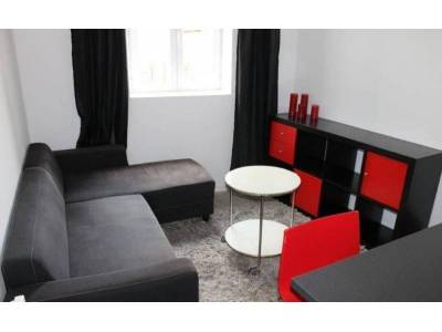 photo1