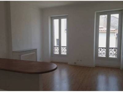 photo1