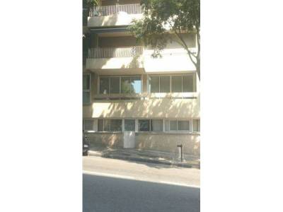 photo1