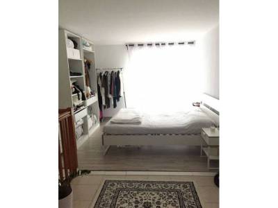 photo1