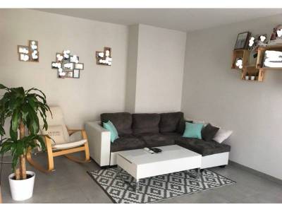 photo1