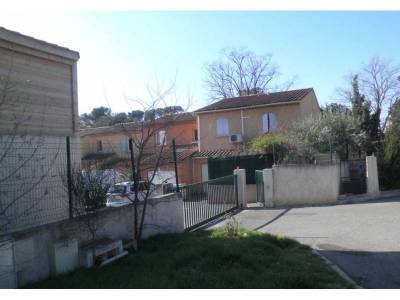 photo1