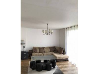 photo1